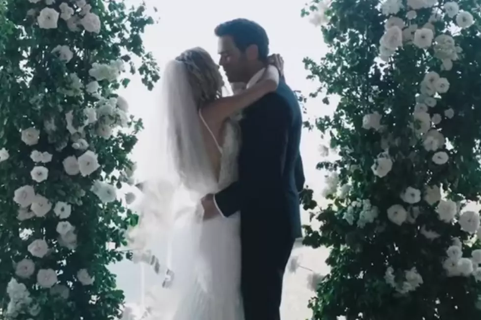 Chuck Wicks’ Wife Kasi Stars in His Romantic ‘Old With You’ Video [WATCH]