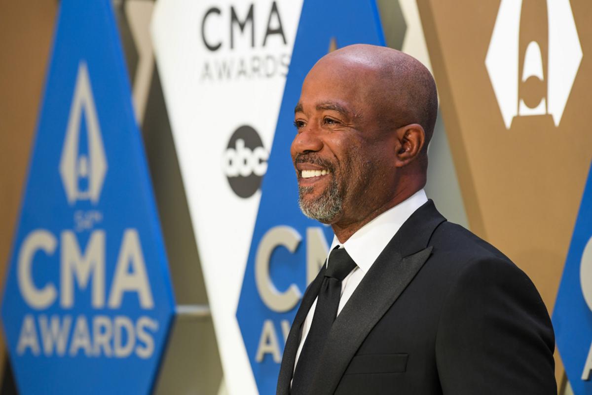 Darius Rucker Cooking 10 Things You Probably Don’t Know (Yet) About Darius Rucker