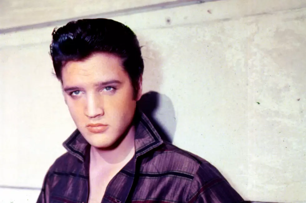 Journalist Describes Elvis&#8217; Iowa Show As An &#8220;Orgy&#8221;