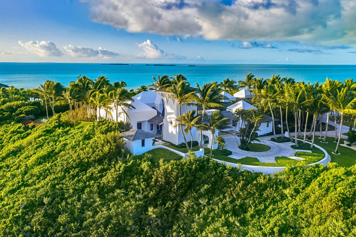 Tim McGraw + Faith Hill private island listed for $ 35 million