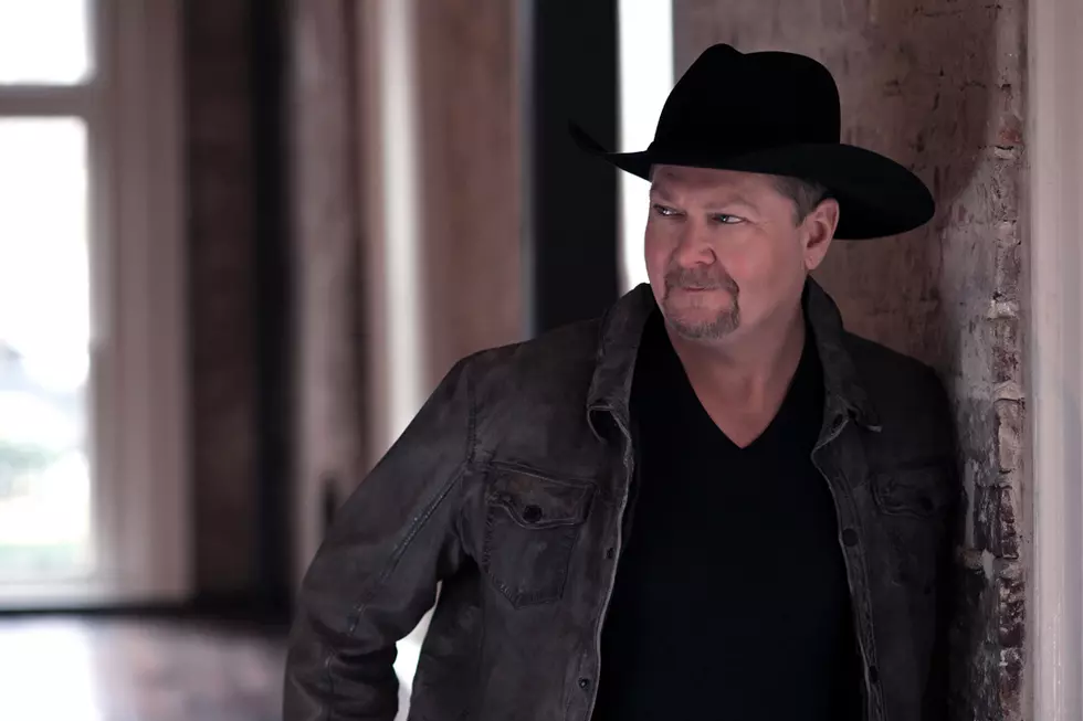 Tracy Lawrence Announces Career-Spanning &#8216;Hindsight 2020&#8242; Album Collection