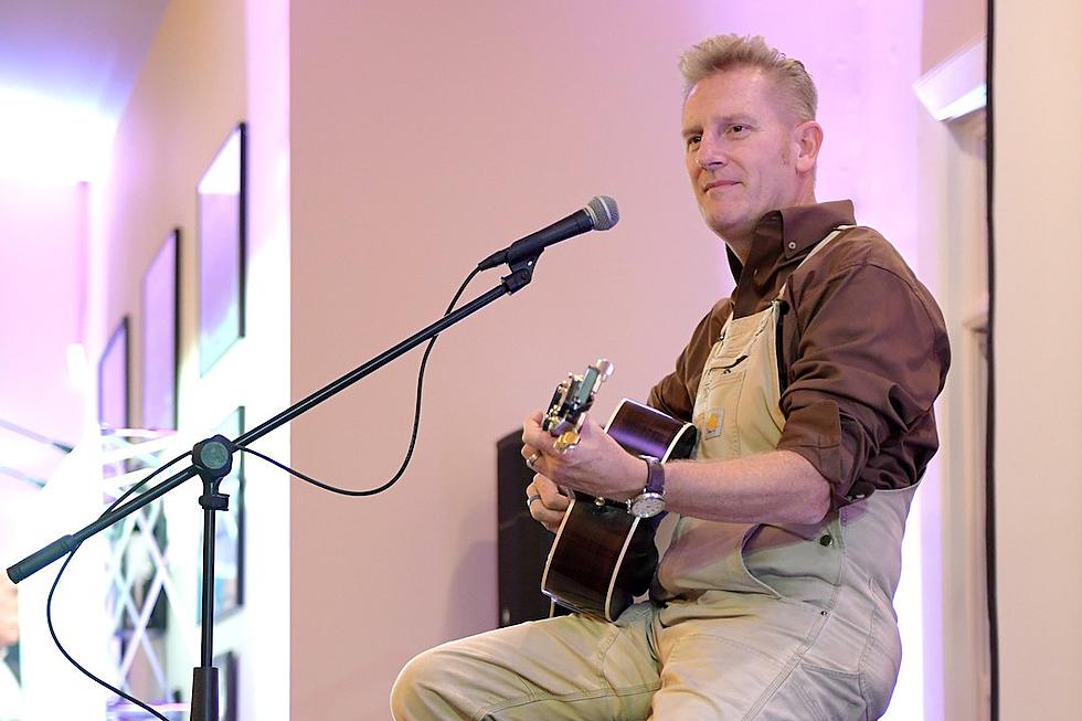 Rory Feek Releases First Album Since the Passing of His Wife, Joey: &#8216;She Would Have Loved the Songs&#8217;