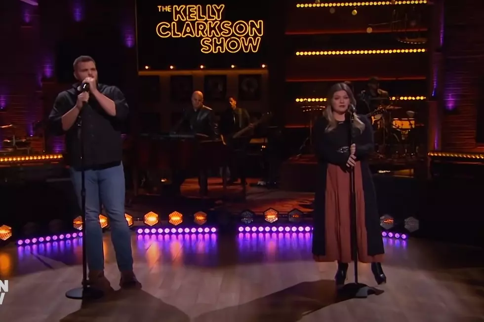 Kelly Clarkson Brings Jake Hoot to Her TV Show for Their Duet, &#8216;I Would&#8217;ve Loved You&#8217; [Watch]