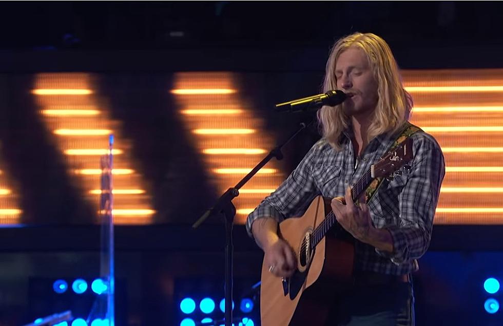 'The Voice': Singer Turns Three Chairs With Keith Whitley Tune