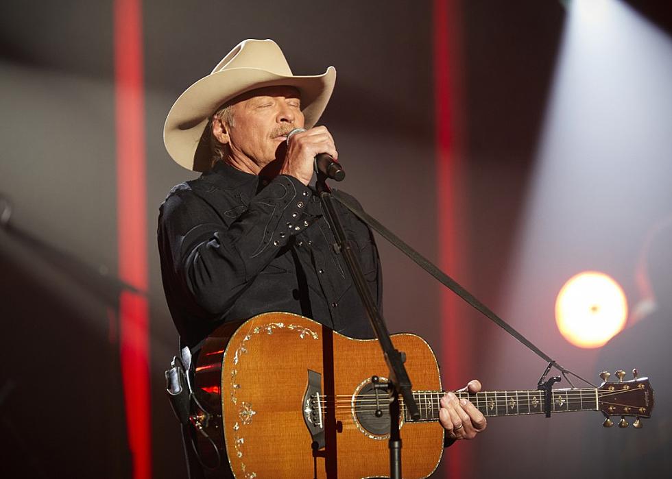 Alan Jackson Tributes His Daughters in Touching 2021 ACM Awards Performance