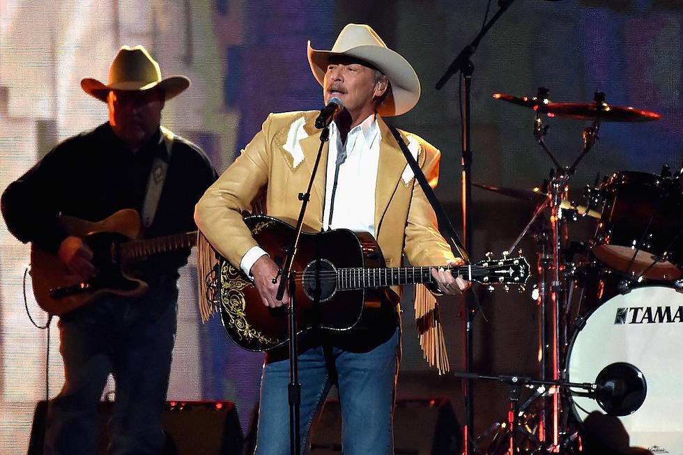 Alan Jackson Shelved an Album After the Deaths of His Mom and Son-in-Law