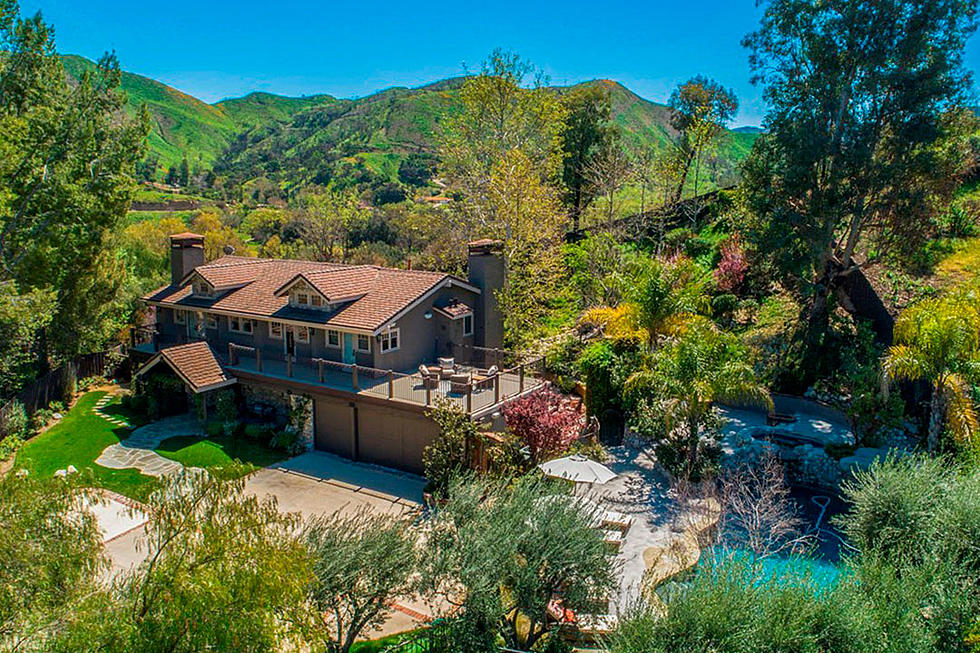 Billy Bob Thornton Buys $3.1 Million Estate in the California Hills — See Inside! [Pictures]