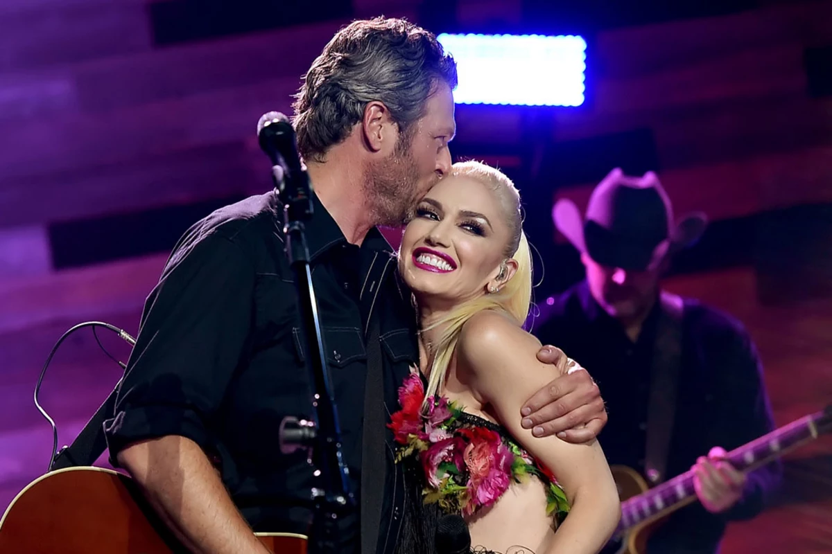 You are currently viewing Blake Shelton acaba de recibir su canción de boda para Gwen Stefani.  grabado