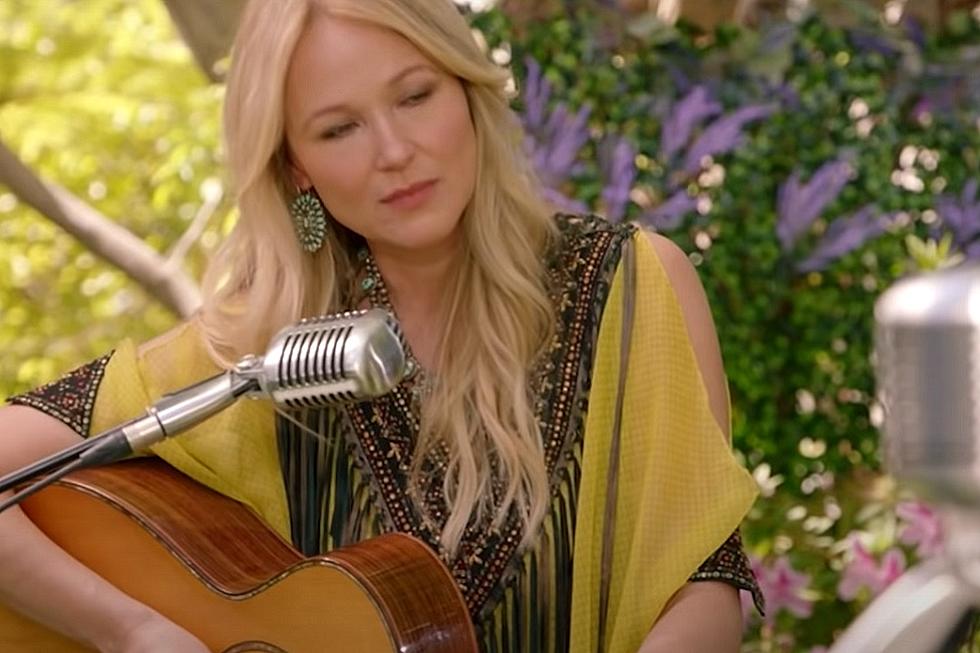 ‘American Idol': Jewel Sings Two Big Hits With Hunter Metts, Mary Jo Young [WATCH]