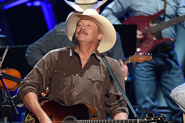 5 Songs You Didn&#8217;t Know Alan Jackson Wrote