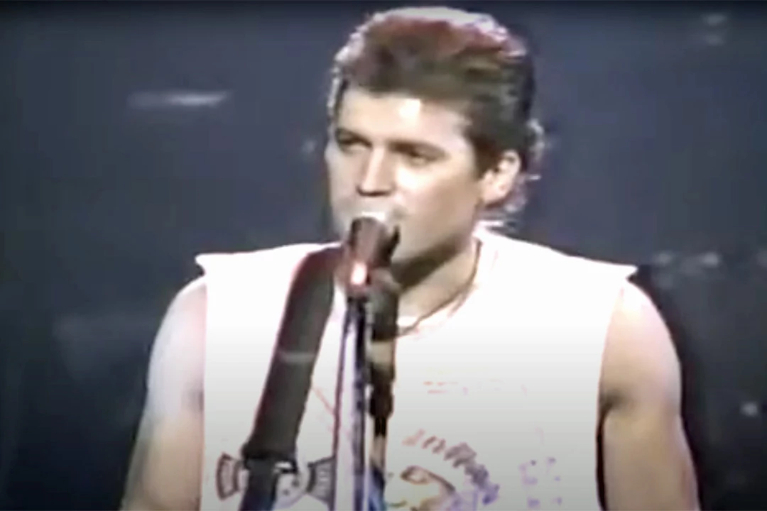 Early Billy Ray Cyrus 'Some Gave All' Perf. Is Necessary Viewing