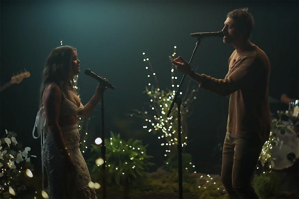 Maren Morris and Ryan Hurd Bring Passionate &#8216;Chasing After You&#8217; to &#8216;Late Night&#8217; [Watch]