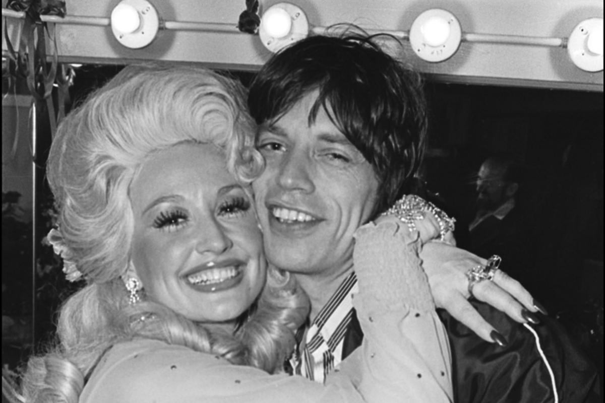 Rarely Seen Photos of Dolly Parton With Her Famous Friends Rarely Seen Photos of Dolly Parton With Her Famous Friends