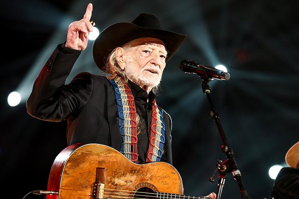 Willie Nelson&#8217;s Farm Aid 2021 Returns to an In-Person Format, Featuring Sturgill Simpson + More