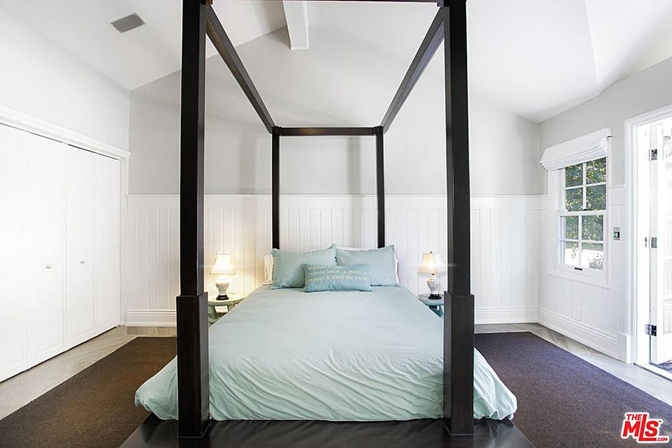 kelly clarkson los angeles mansion pictures