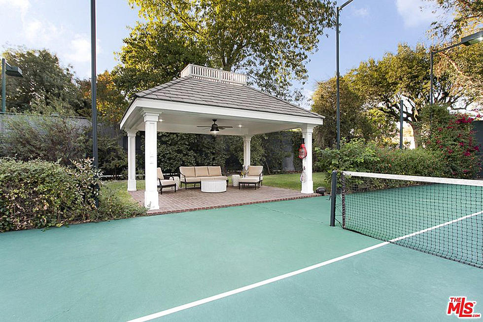 kelly clarkson los angeles mansion pictures