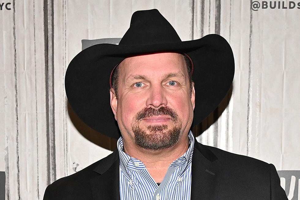 Garth Brooks Shares Very Big + Small Tour Plans Before Nash Show