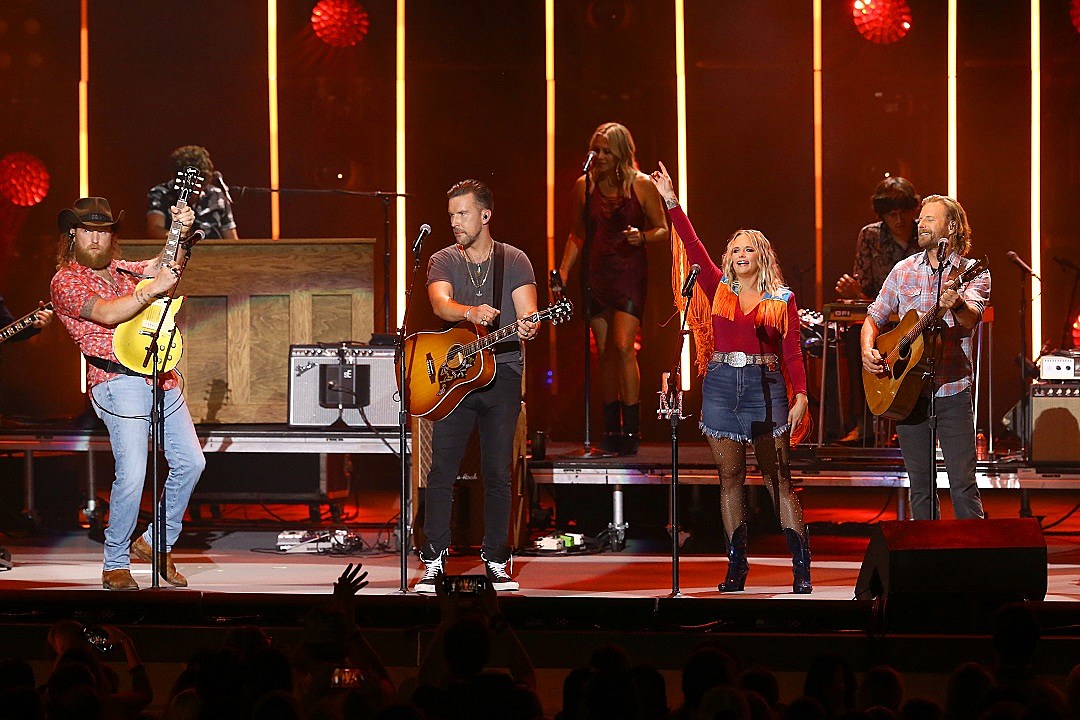 WATCH: Miranda, Dierks + Brothers Osborne Cover ‘Midnight Rider’