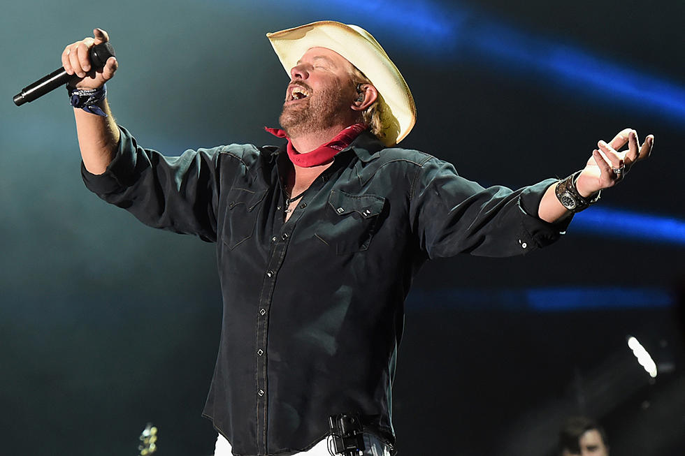 Remember What + Who Inspired Toby Keith&#8217;s &#8216;Courtesy of the Red, White and Blue&#8217;?