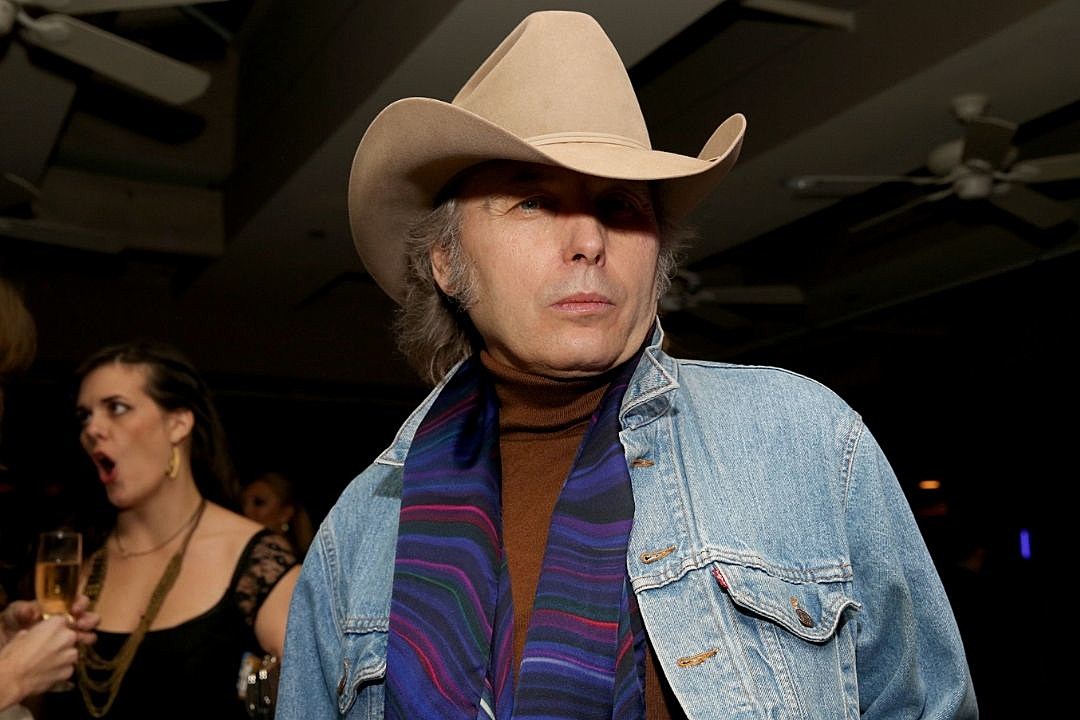 Remember When Dwight Yoakam Helped Make Television History?