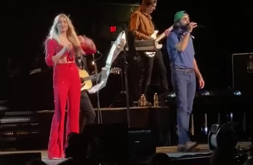 Thomas Rhett Pops Up Onstage With Kelsea Ballerini for &#8216;Half of My Hometown&#8217; Duet [Watch]