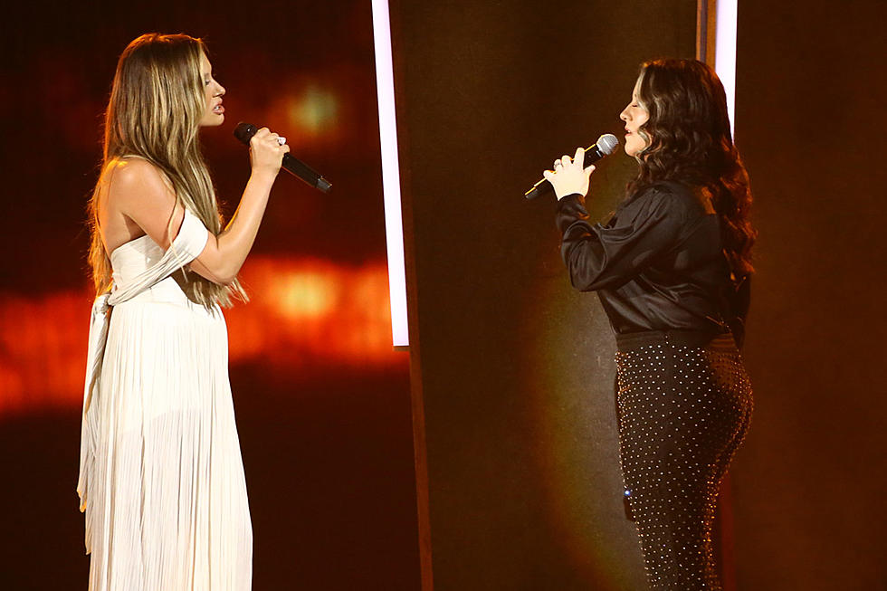 Carly Pearce, Ashley McBryde Pair for ‘Never Wanted to Be That Girl’ at 2021 CMA Awards