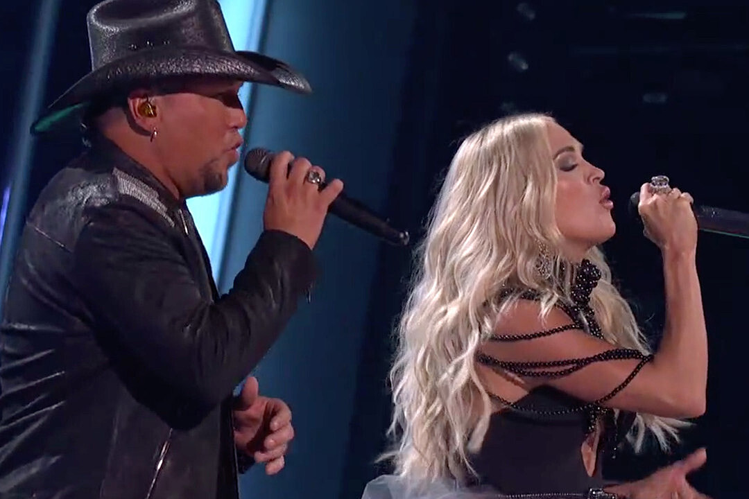 Jason Aldean + Carrie Underwood Duet at 2021 CMA Awards