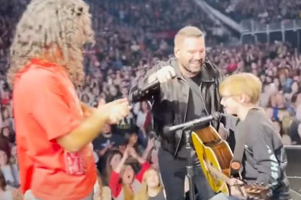 Dan + Shay Share the Stage With a Budding Guitar Pro