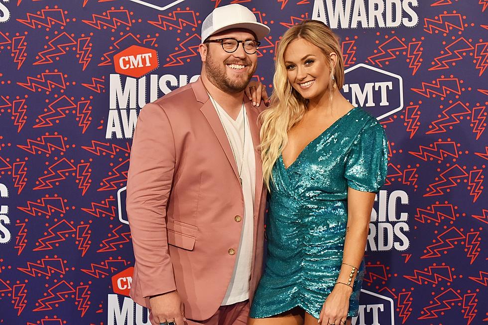 Mitchell Tenpenny and Meghan Patrick Are Couple Goals