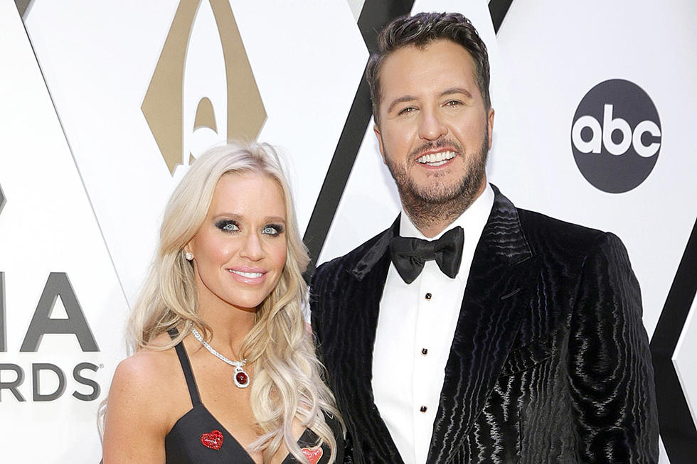 2021 CMA Awards: See the Best Dressed From the Red Carpet [Pictures]