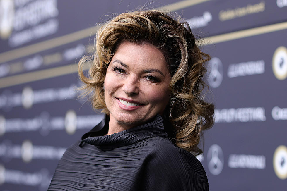 LISTEN: Shania Twain's 'Giddy Up' Spreads Joy, Pure and Simple