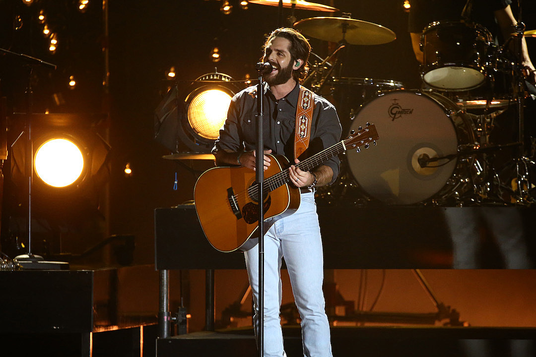 Thomas Rhett Feels ‘Content’ and ‘Clearheaded’ Going Into 2022