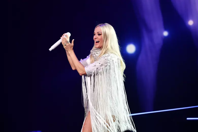 Carrie Underwood's Set List for 2022 Denim & Rhinestones Tour Revealed  After First Show!: Photo 4840588, Carrie Underwood, Music, Set LIst Photos