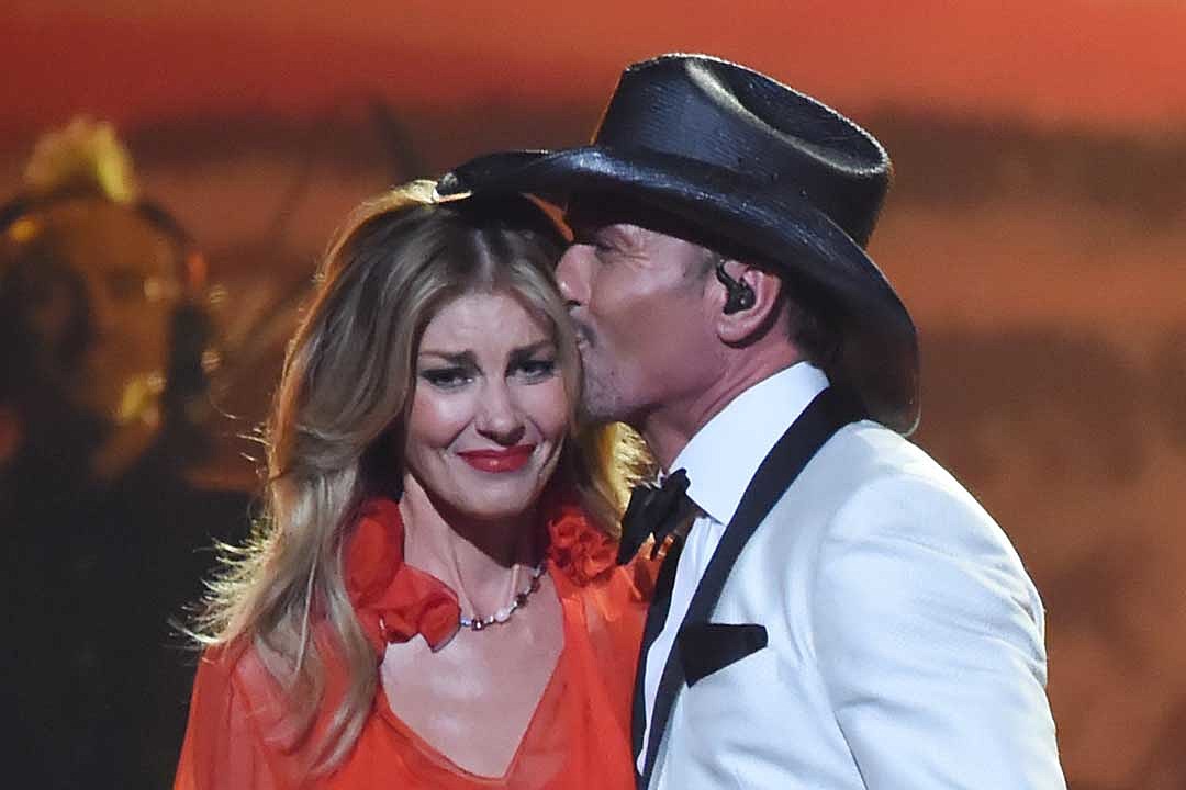 Faith Hill Shares How Tim McGraw Helped Her Through Dad’s Death
