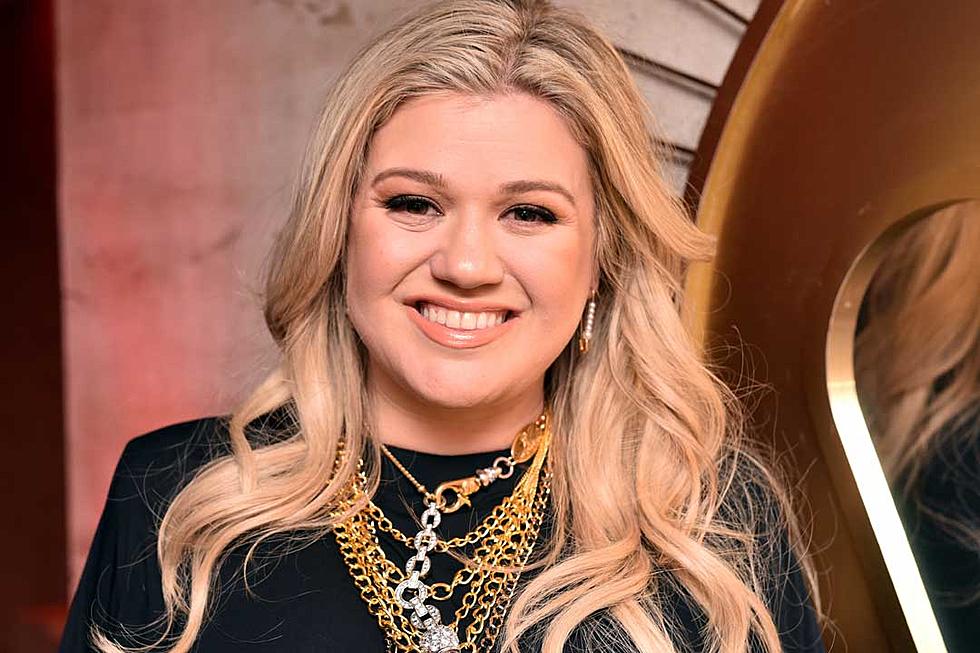 Kelly Clarkson Is Finally Ready to Drop Details on Her First Post-Divorce Album