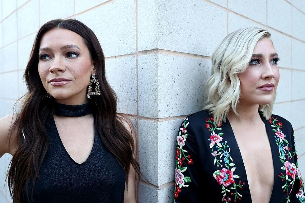 Maddie & Tae Unveil Stirring Romantic Ballad, ‘Strangers’ [Listen]