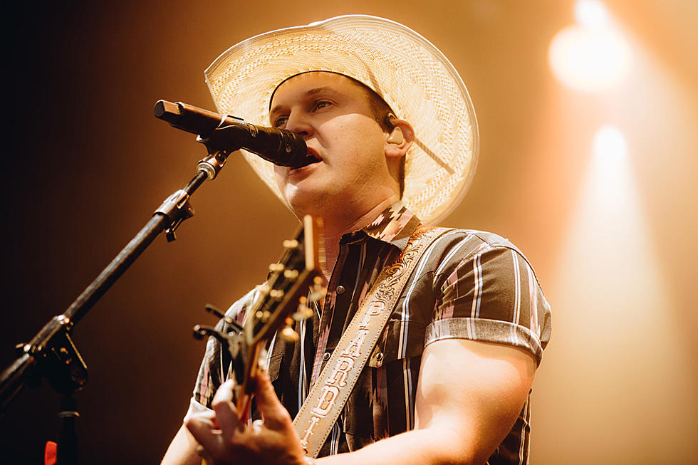 LISTEN: Jon Pardi Keeps It Country With 'Last Night Lonely'