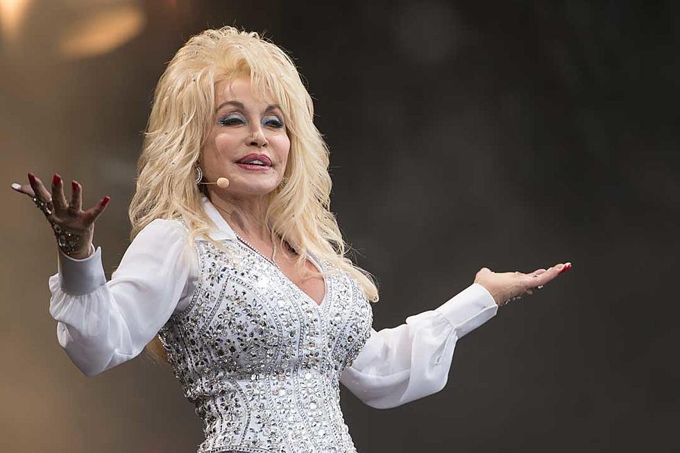 Dolly Parton Among 2022 Rock and Roll Hall of Fame Nominees