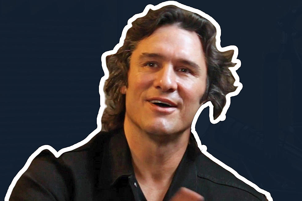 Joe Nichols Has a Great Blake Shelton Drinking Story