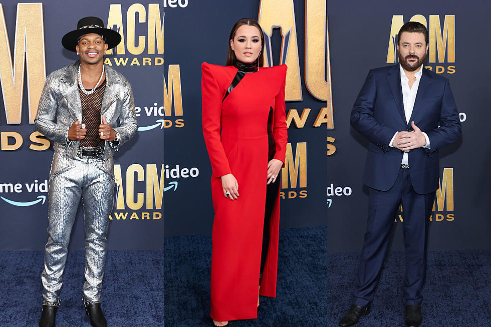 Country Music Women at 2022 ACM Awards Red Carpet: Dolly Parton & More