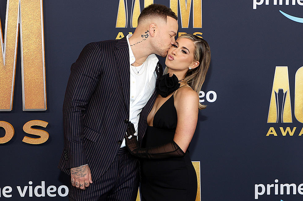 Kane Brown Brings Wife Katelyn on Stage for ‘Worship You’ Serenade