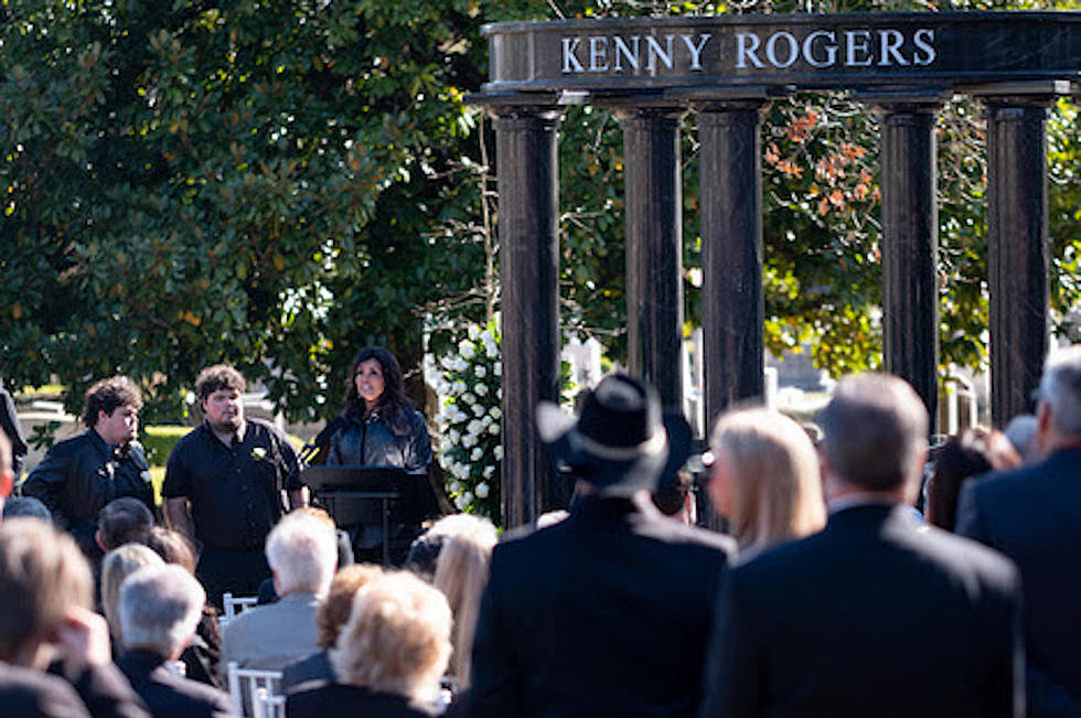 Kenny Rogers&#8217; Family and Friends Gather for His Memorial Service, Two Years After His Death