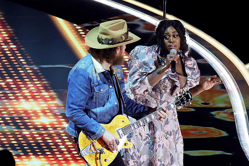 Brothers Osborne, Brittney Spencer Close Out ACMs With &#8216;These Boots Are Made for Walkin&#8221;
