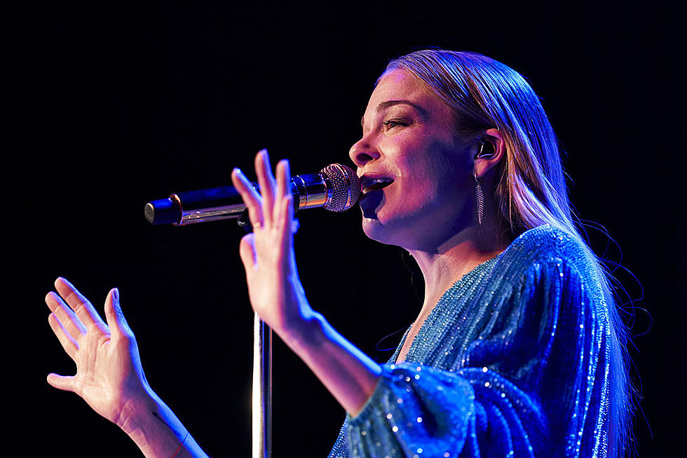 LeAnn Rimes Plots 2022 The Story&#8230; So Far Tour Dates + New Album