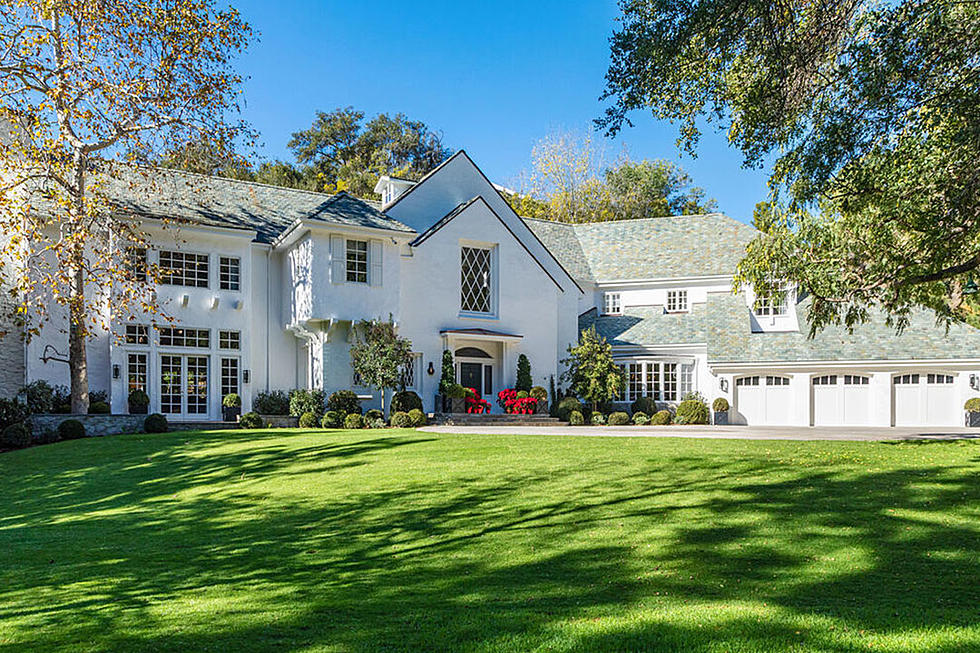Reese Witherspoon Sells Stunning California Estate for $21.5 Million — See Inside! [Pictures]