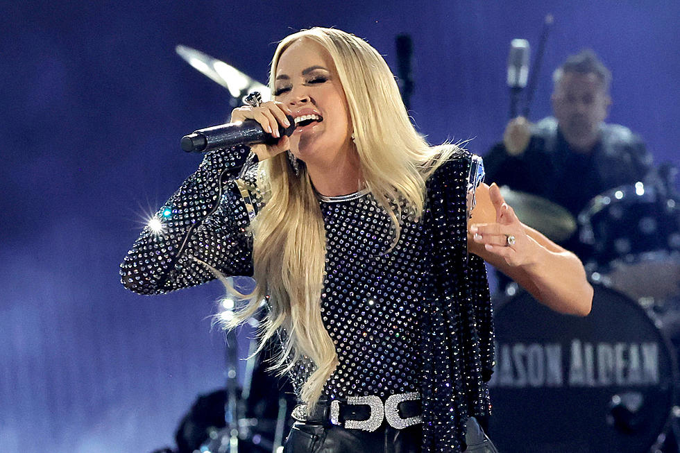 Carrie Underwood&#8217;s Next Album Is a &#8216;Sing Into Your Hairbrush&#8217; Kind of Album