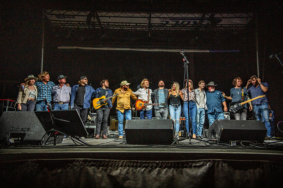 Wade Bowen &#8216;So Proud&#8217; as Bowen MusicFest Raises $500K for Charity