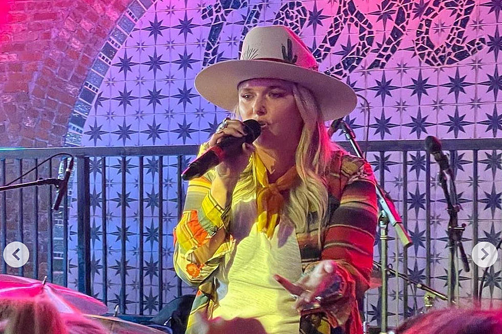 Miranda Lambert Drops in at Her Nashville Bar, Casa Rosa, for Surprise Performance