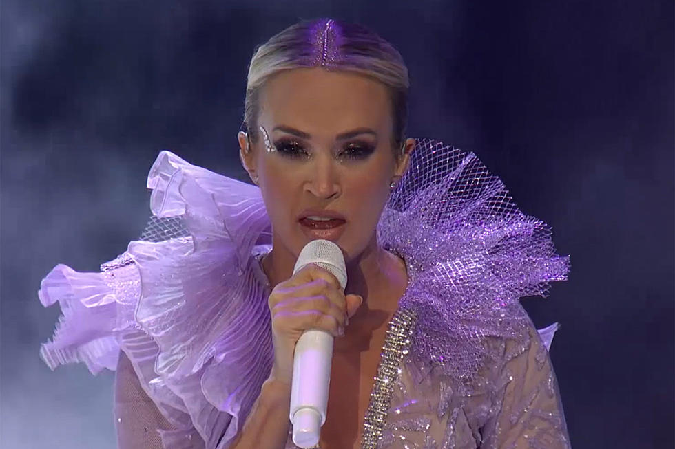 Carrie Underwood&#8217;s Never-Before-Seen Theatrics Are a 2022 CMT Music Awards Show-Stopper