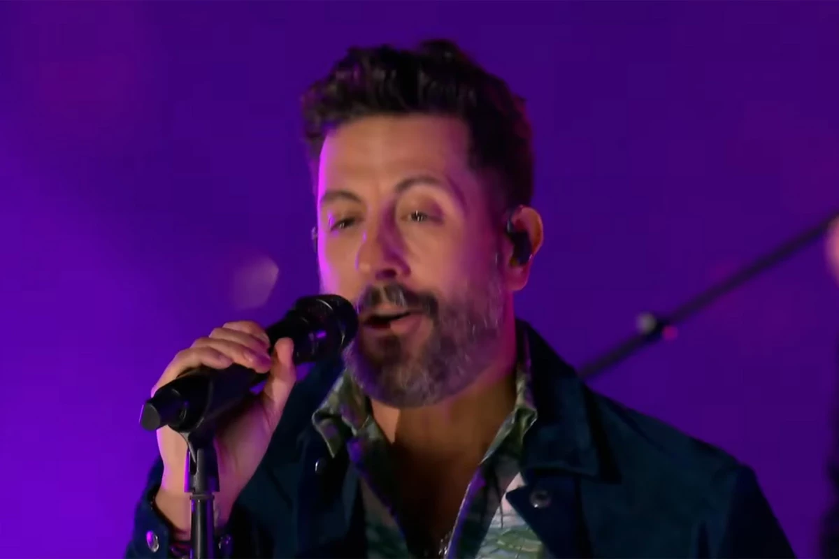 Old Dominion Give Cool Vibes With 'No Hard Feelings' at CMTs